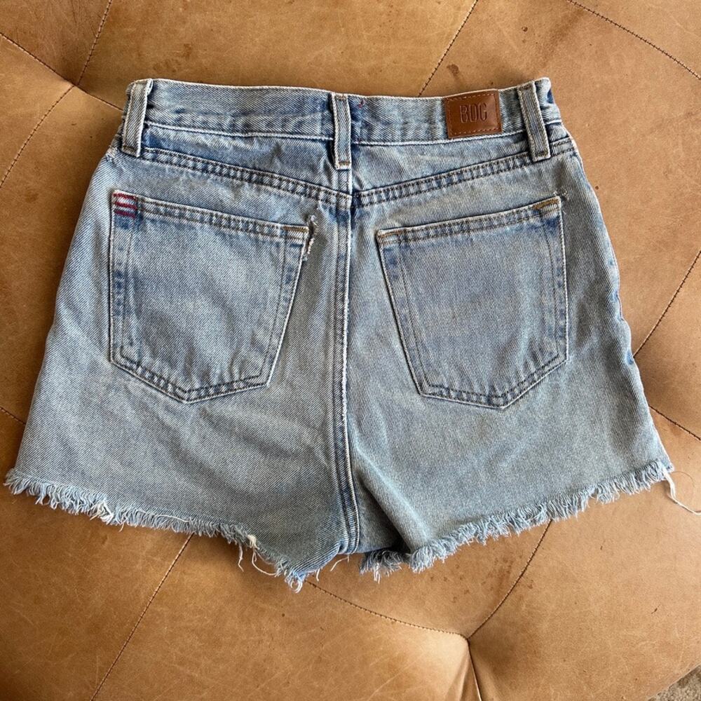 Vintage Wash Denim Cutoff Shorts High Rise Girlfriend Distressed 26 BDG UO